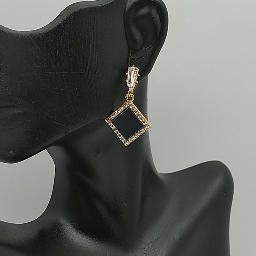 Gold plated earrings with rhinestone edge